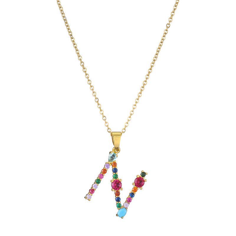 Collier avec lettres en pierres précieuses