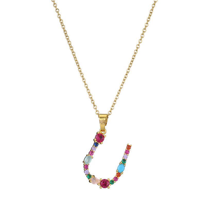 Collier avec lettres en pierres précieuses