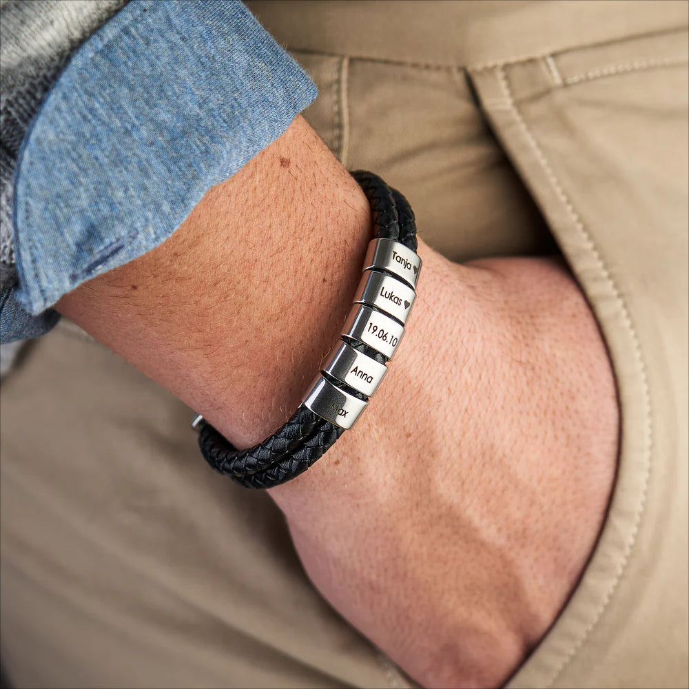 Bracelet double en cuir avec perles argentées personnalisées