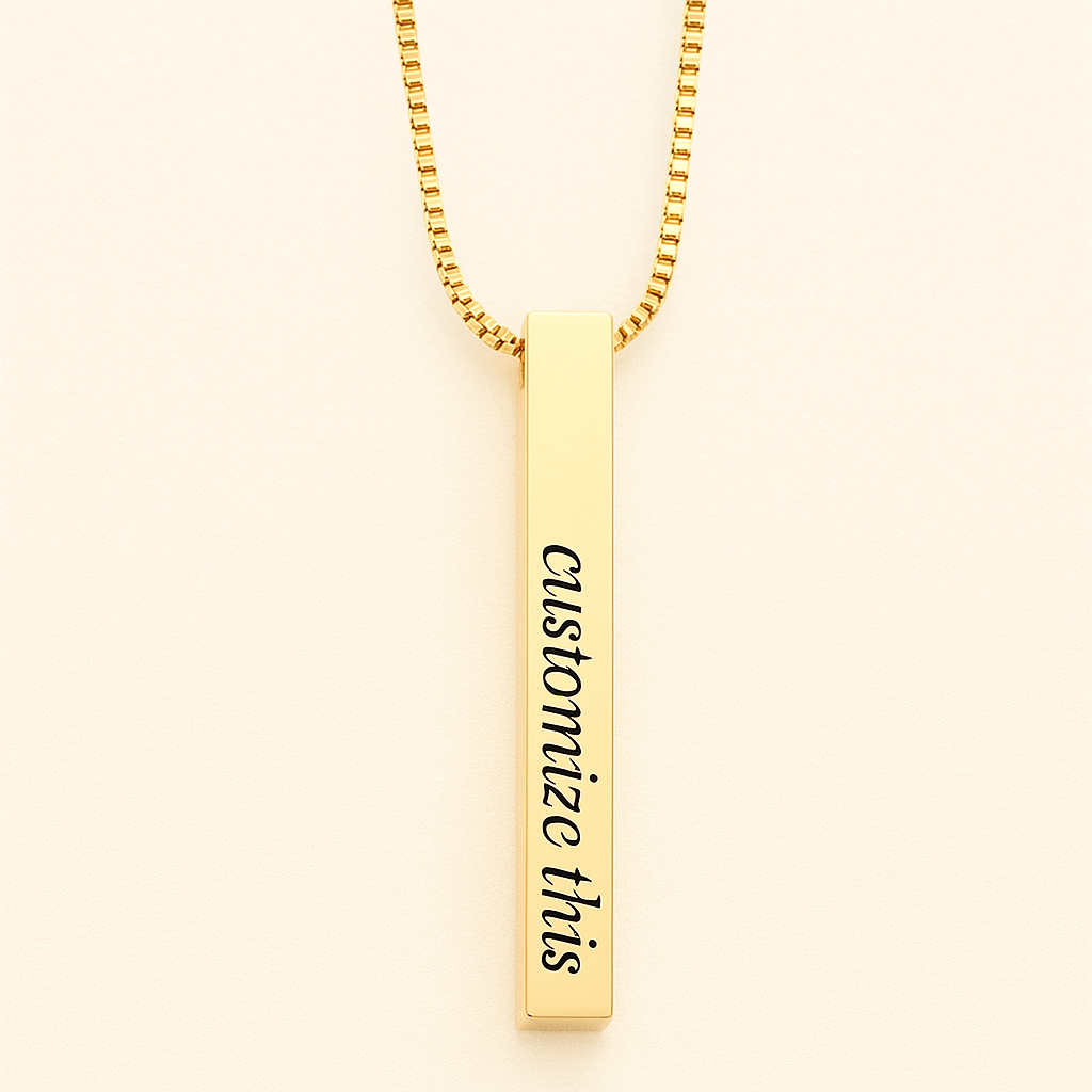 Collier personnalisé avec nom gravé en cube